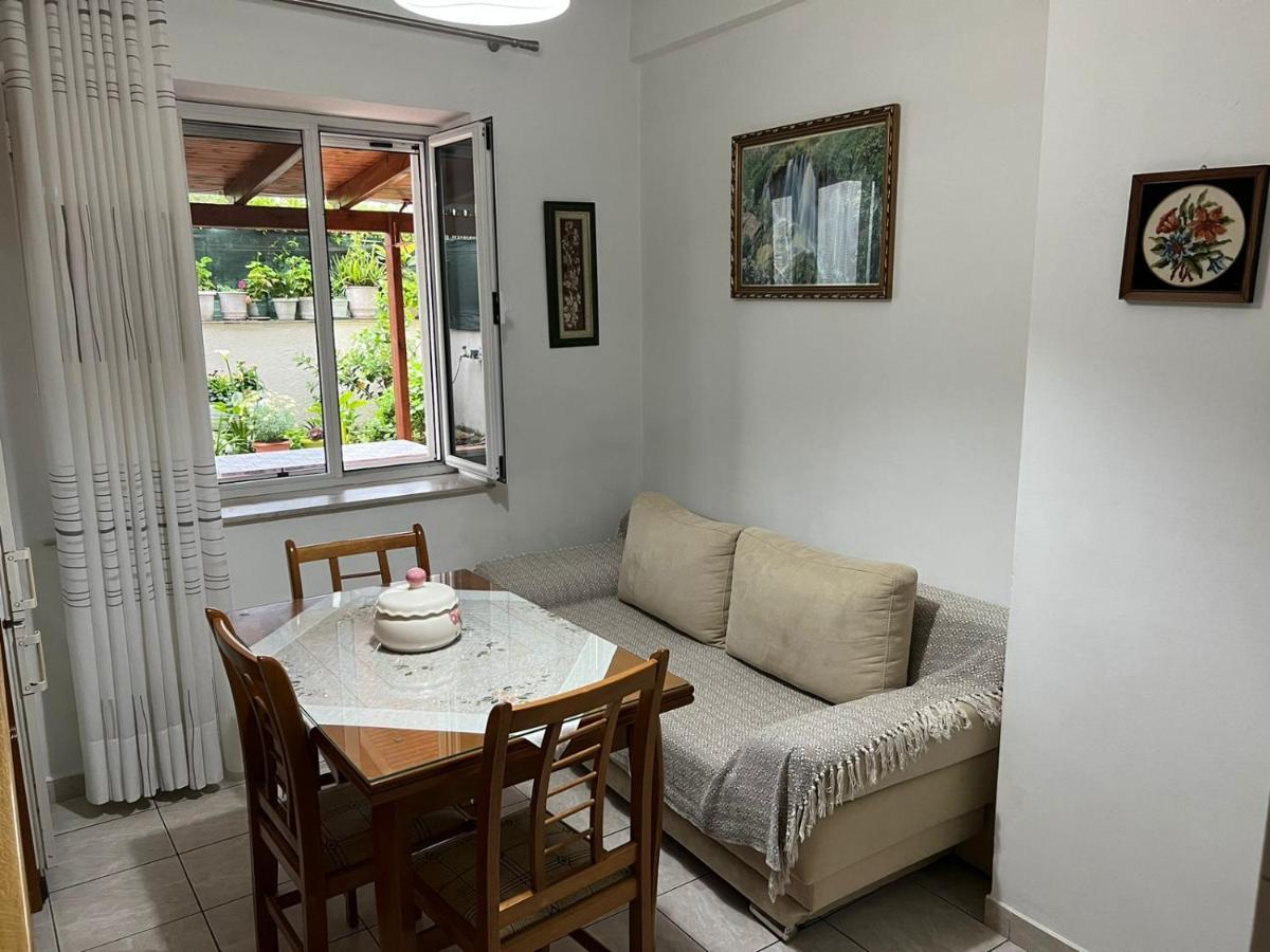 Goni Guest House Sarandë 외부 사진