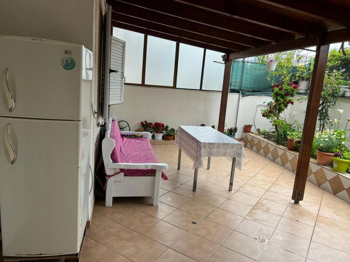 Goni Guest House Sarandë 외부 사진