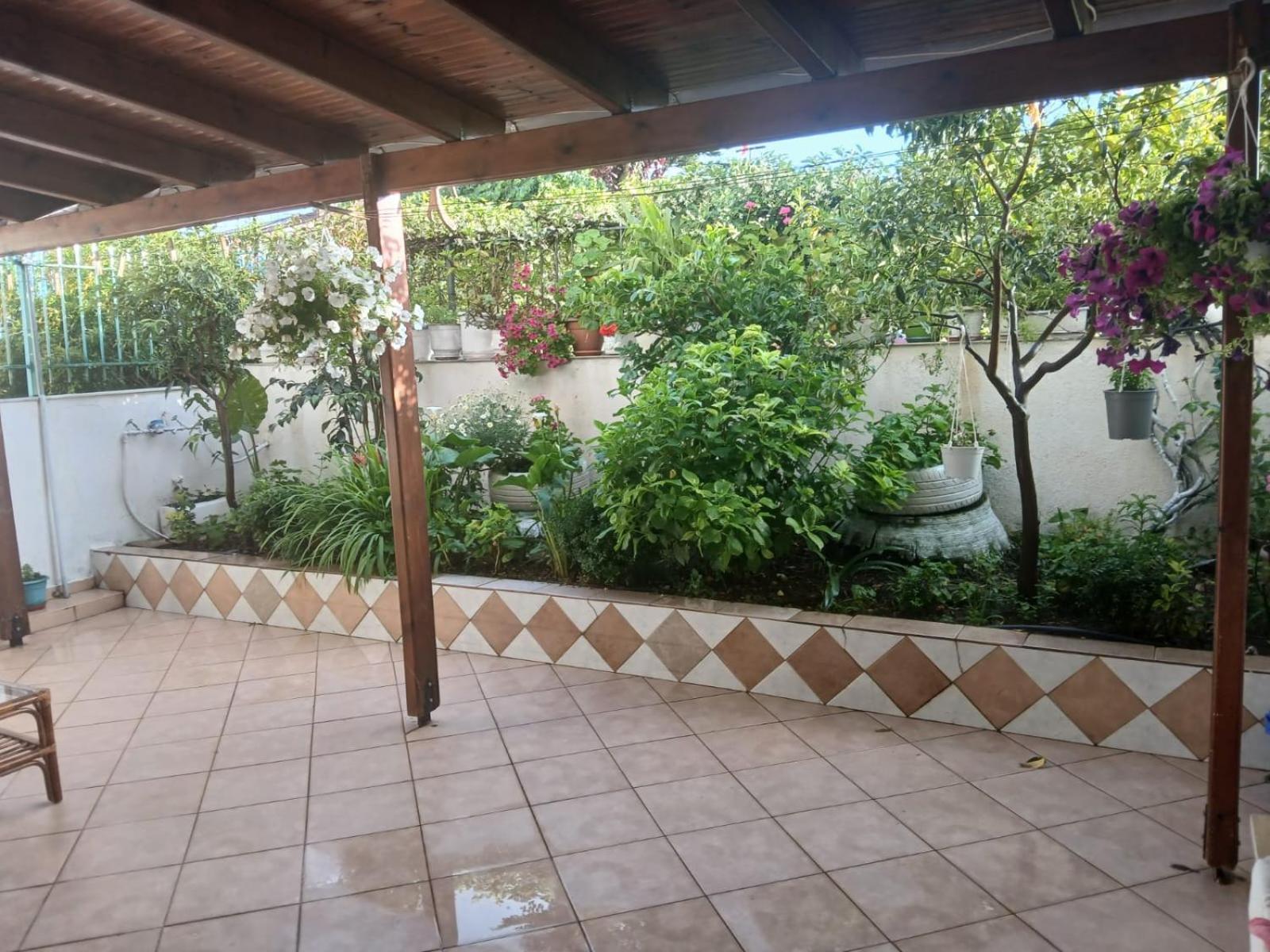 Goni Guest House Sarandë 외부 사진